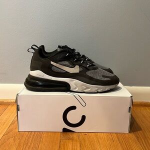 NIKE AIR MAX 270 REACT